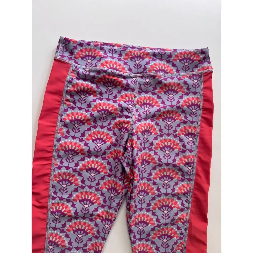 Tea Collection floral rashguard cropped swim pants